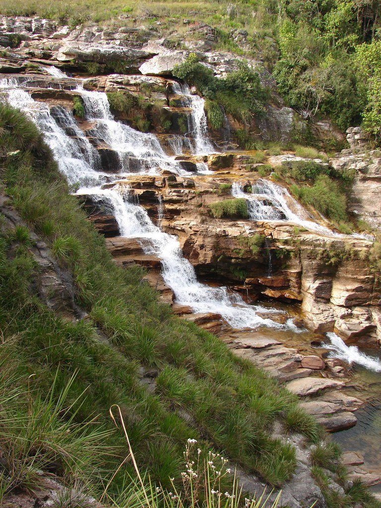 Cachoeira Casca D'anta com queda de 186 metros na Serra da Canastra Cachoeira Casca D'anta com queda de 186 metros na Serra da Canastra